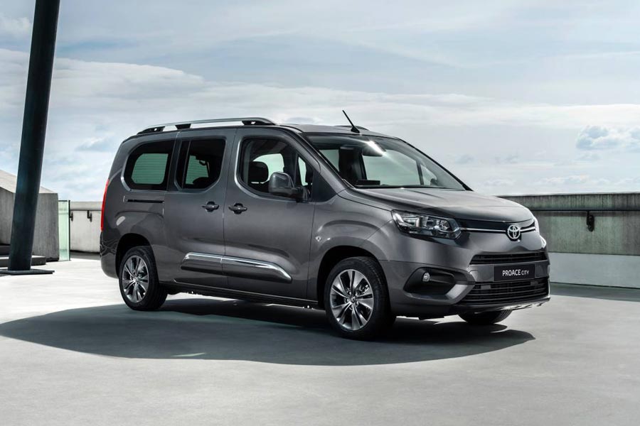https://autogreeknews.gr/wp-content/uploads/2019/04/Toyota-Proace-2019-1.jpg