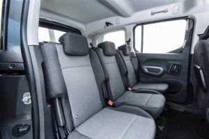Toyota-Proace-2019-(6)