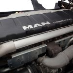 Volkswagen_Constellation_3