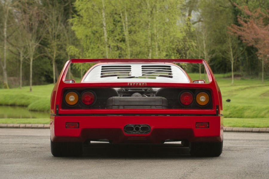 https://autogreeknews.gr/wp-content/uploads/2019/04/ferrari-f40-prototype5.jpg