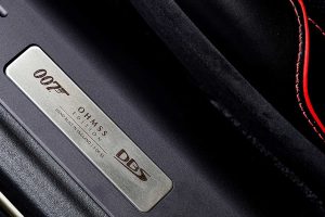 Aston_Martin_DBS_James_Bond_4