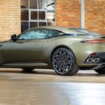 Aston_Martin_DBS_James_Bond_5