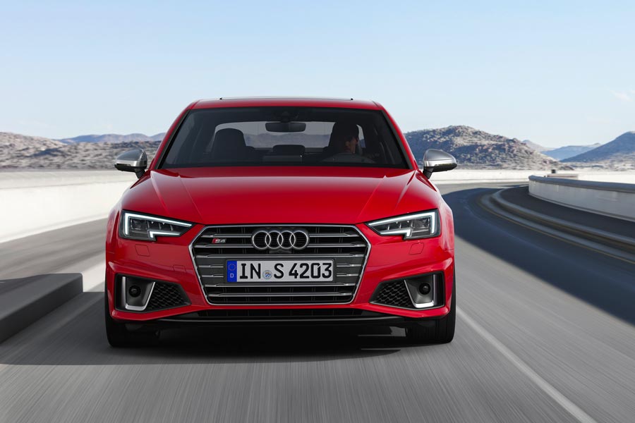 https://autogreeknews.gr/wp-content/uploads/2019/05/Audi-S4-TDI-6.jpg