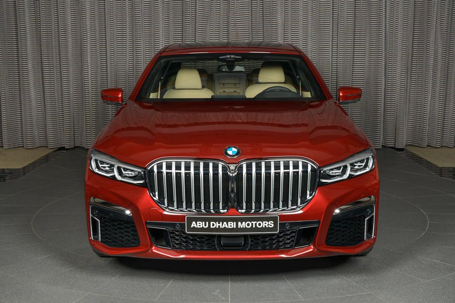 https://autogreeknews.gr/wp-content/uploads/2019/05/BMW-730Li-6.jpg
