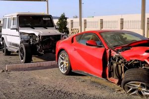 Dubai_Abandon_Cars_4