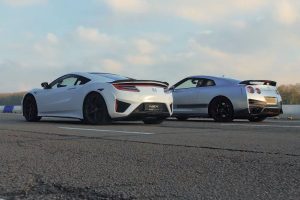 Honda NSX vs GT-R