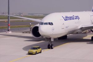 MINI-Electric-Boeing