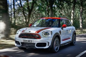 MINI-JCW-Countryman-(1)