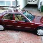 Mercedes-Benz-190-E-2.3-(2)