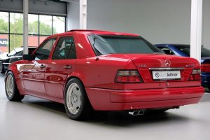 Mercedes-E60-AMG-1995-(9)
