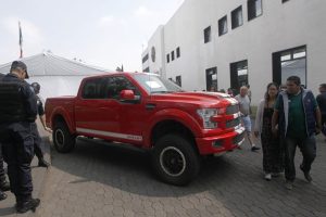 Mexico_Cartel_Auction7