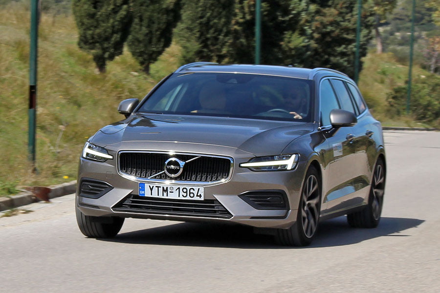 https://autogreeknews.gr/wp-content/uploads/2019/05/Volvo-V60-D4-4.jpg