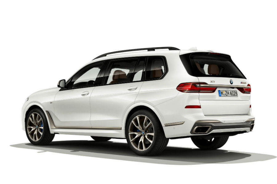https://autogreeknews.gr/wp-content/uploads/2019/05/bmw-x5-x7-m50i2.jpg