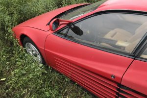ferrari-abandoned-(4)