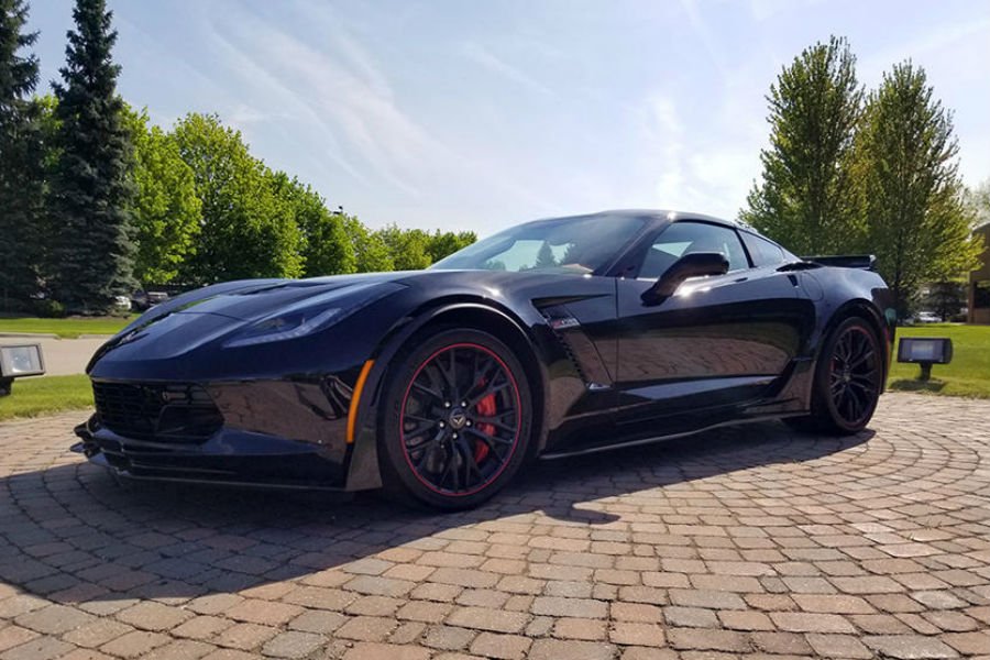 https://autogreeknews.gr/wp-content/uploads/2019/05/final-chevrolet-corvette.jpg