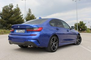 BMW 330i (20)