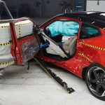Hyundai-Veloster-crash-IIHS-(4)