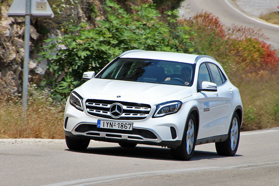 https://autogreeknews.gr/wp-content/uploads/2019/06/Mercedes-GLA-200-20.jpg