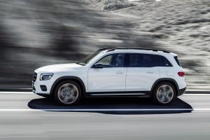 Mercedes-GLB-(3)