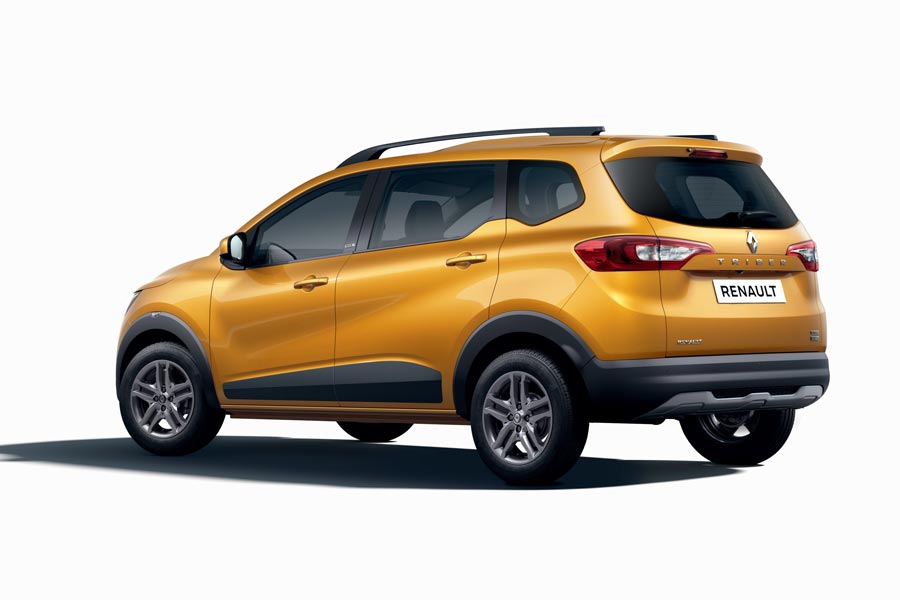 https://autogreeknews.gr/wp-content/uploads/2019/06/Renault_TRIBER-7.jpg