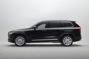 Volvo_XC90_Armoured-(2)