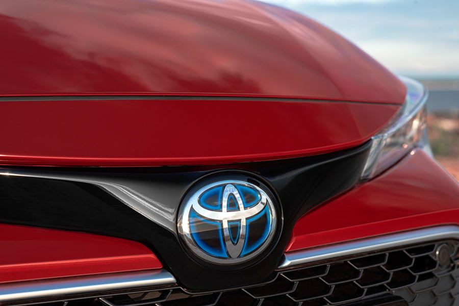 https://autogreeknews.gr/wp-content/uploads/2019/06/corolla-hb-2.0l-red-bitone-2019-047-120559.jpg