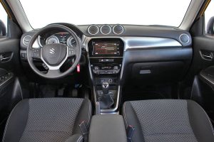 suzuki vitara 1.0 interior (1)