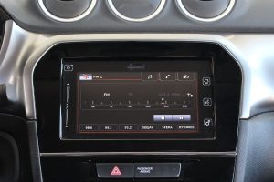 suzuki vitara 1.0 interior (5)