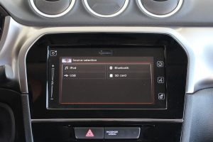 suzuki vitara 1.0 interior (6)
