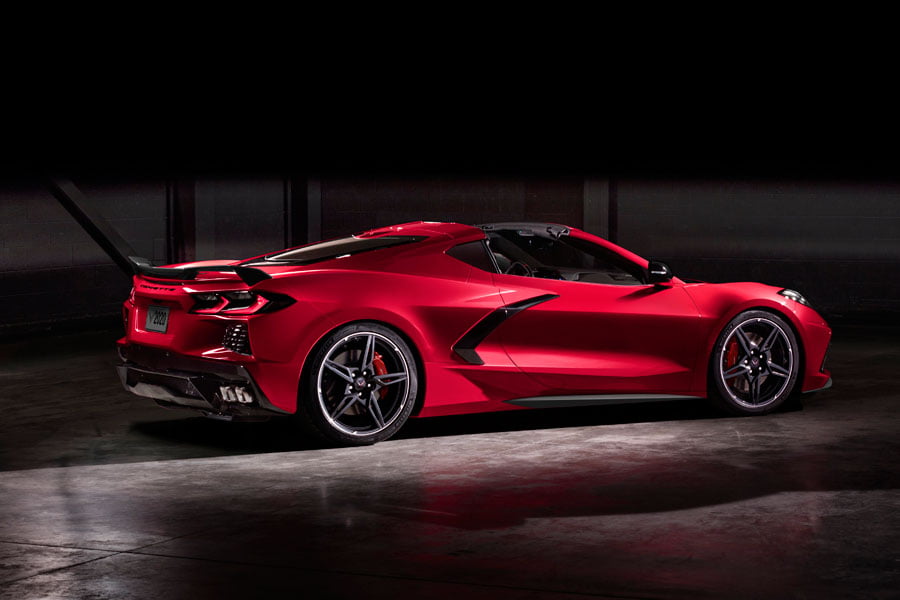 https://autogreeknews.gr/wp-content/uploads/2019/07/2020-Chevrolet-Corvette-Stingray-056.jpg