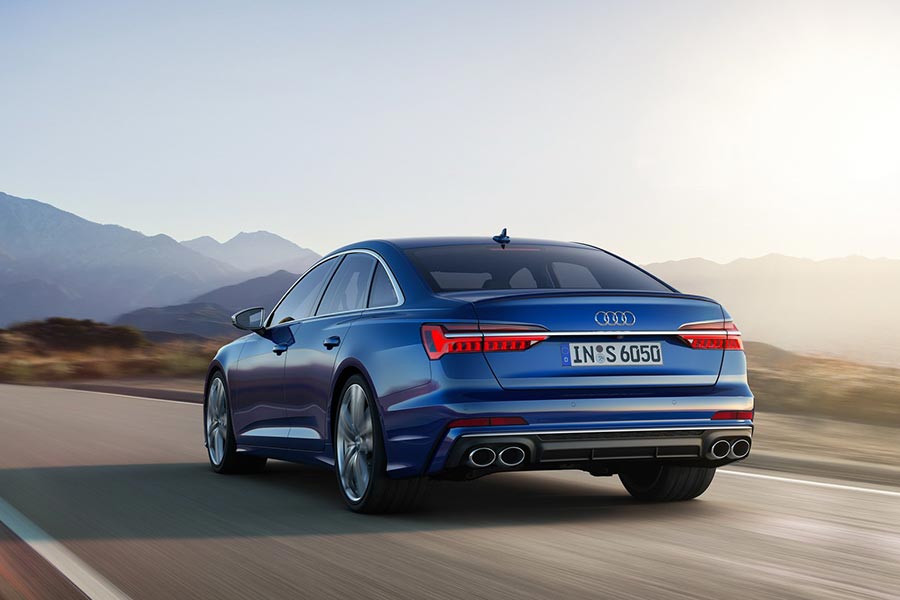 https://autogreeknews.gr/wp-content/uploads/2019/07/Audi_S6_2.jpg