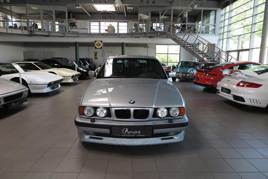 https://autogreeknews.gr/wp-content/uploads/2019/07/BMW-Alpina-B10-46-Touring-3.jpg