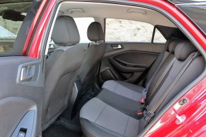 Hyundai i20 1.0T 100 PS 7DCT (4)