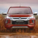 L200-front-driving-through-mud