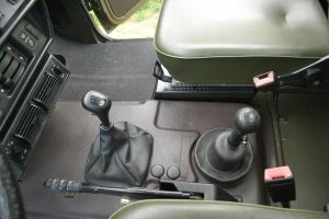 Mercedes-Benz-G-Class-250GD-(6)