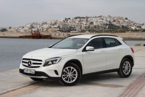 Mercedes-GLA-200