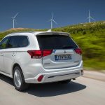 Mitsubishi-Outlander-PHEV-(3)