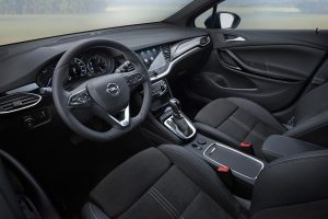 Opel-Astra-2019-(4)