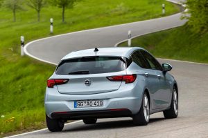 Opel-Astra-2019-(8)