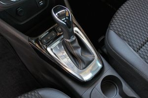 Opel Crossland X 1.5D auto (14)