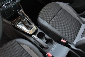 Opel Crossland X 1.5D auto (15)