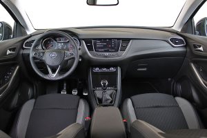 Opel Grandland X 1.5D 130PS (12)