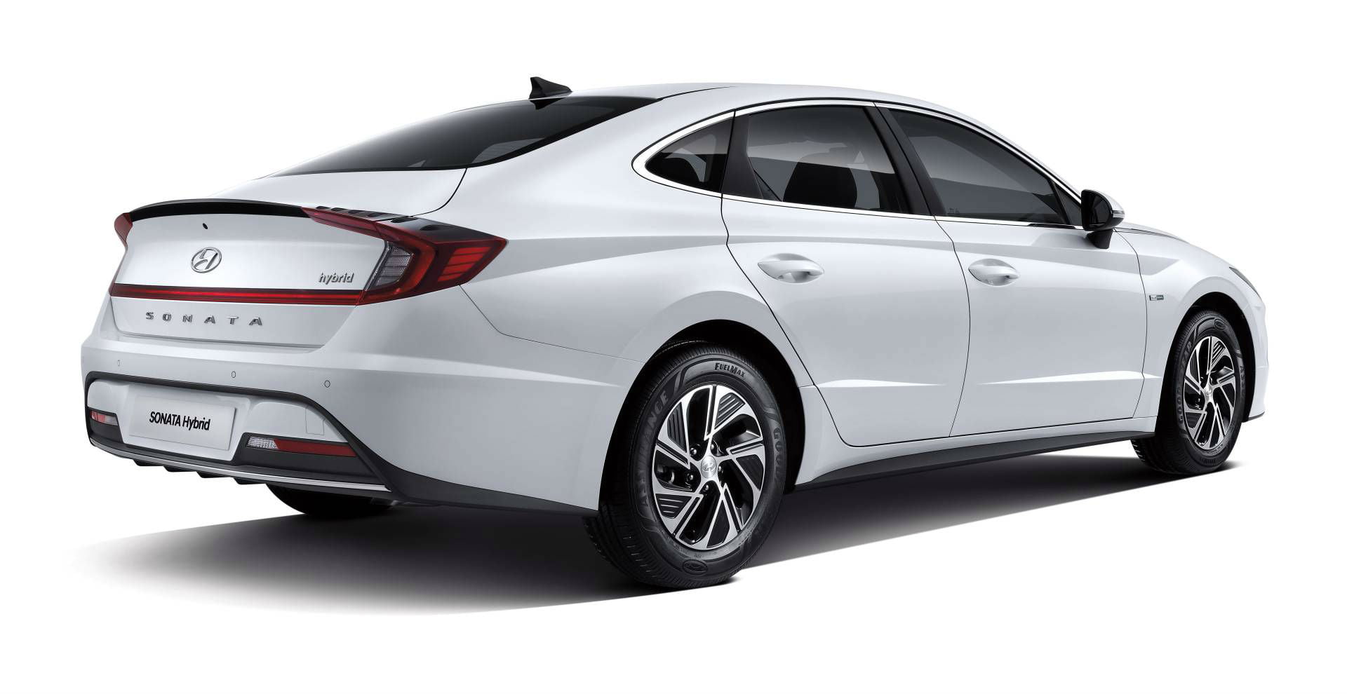 https://autogreeknews.gr/wp-content/uploads/2019/07/hyundai-sonata-hybrid4.jpg
