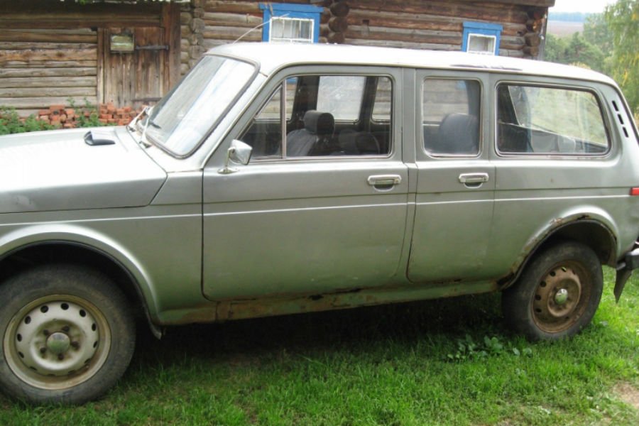 https://autogreeknews.gr/wp-content/uploads/2019/07/lada-niva-prwtotypo2.jpg