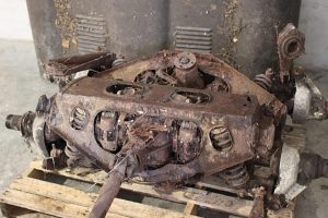 Abandoned_Jaguar_E_Type_3