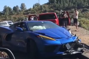 Corvette-C8-crash