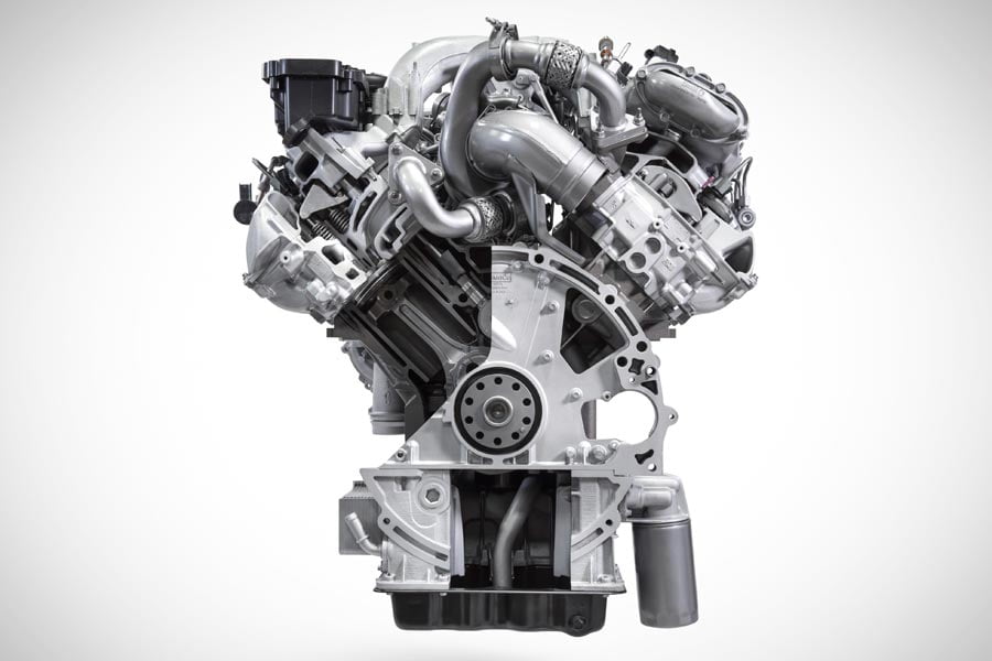 https://autogreeknews.gr/wp-content/uploads/2019/08/Ford-7.3L-engine-2.jpg
