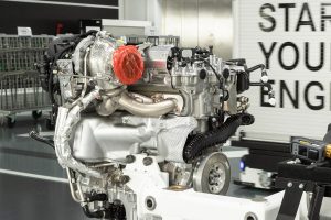 Mercedes_AMG_motor_M139-(9)