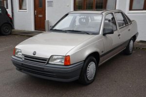 Opel-Kadett-1991-(1)