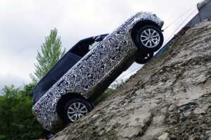 Range_Rover_Dragon_Challenge_1
